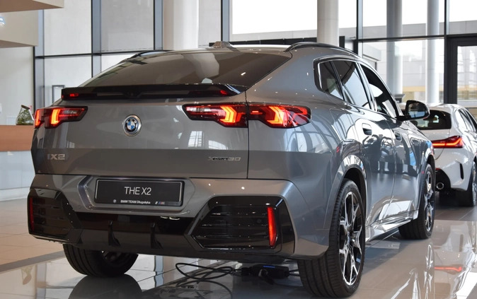 BMW iX2 cena 320900 przebieg: 5, rok produkcji 2024 z Kutno małe 704